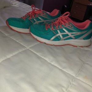 Women’s ASICS
